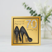 Vrouw verrast 70ste verjaardagsfeest kaart (Staand voorkant)