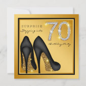 Vrouw verrast 70ste verluardagsfeest kaart (Voorkant)