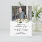 Vrouw: Viering van een levenslange uitnodiging met (Staand voorkant)