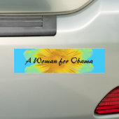 Vrouw voor de bumpertrap van Obama Bumpersticker (Op auto)