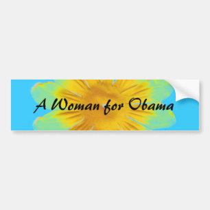 Vrouw voor de bumpertrap van Obama Bumpersticker