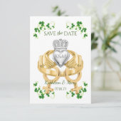 Vrouw Vrouw Irish Claddagh Ring and Shamrocks Save The Date (Staand voorkant)