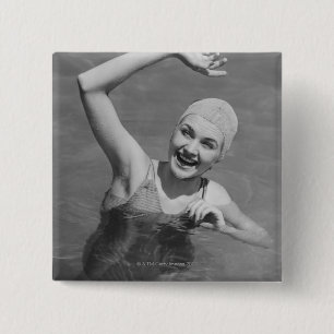 Vrouw Wachten Vierkante Button 5,1 Cm