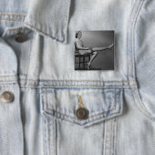 Vrouw zit op de stoel vierkante button 5,1 cm (In situ)