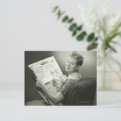 Vrouw zit voorgezeten briefkaart (Staand voorkant)