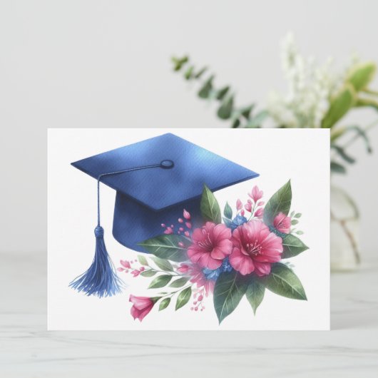 Vrouwelijk Blauw Graduation Cap en roze bloemen Bedankkaart (Staand voorkant)