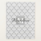 Vrouwelijk Grijs & Wit Damask Naam Monogram Planner (Voorkant)