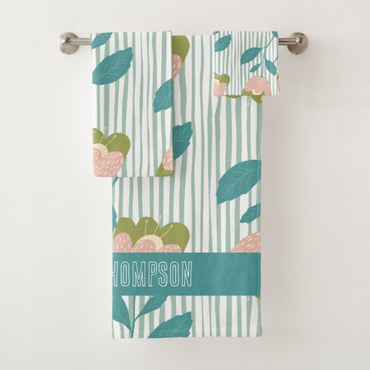  vrouwelijk monogram floraal Blauw patroon Bad Handdoek (Insitu)