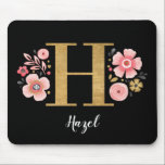 Vrouwelijk Monogram Initiaal Roze Zwarte Letter H Muismat<br><div class="desc">Een mooie,  vrouwelijke monogram roze bloemenmuismat,  met roze bloemen en een faux gouden monogram letter H met een zwarte achtergrond. Personaliseer de muismat door jouw naam onder het monogram toe te voegen. Maakt een leuk cadeau voor een vriend of voor een bruidsmeisje cadeau. Ontworpen voor u door Blackberry Boulevard.</div>