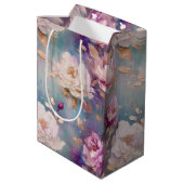 Vrouwelijk Roze Goud en Witte Bloemen Medium Cadeauzakje (Achterkant Gekanteld)