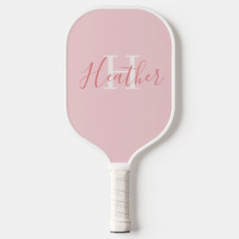 Vrouwelijk roze met naam en initiaal pickleball paddle