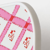 Vrouwelijk roze & rode patroon met initialen pickleball paddle (Links Detail)