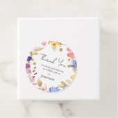 Vrouwelijke bloemenkrans verjaardag bedankjes labels (In situ)