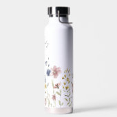 Vrouwelijke Boho Botanische Wildbloemen met Monogr Waterfles (Links)