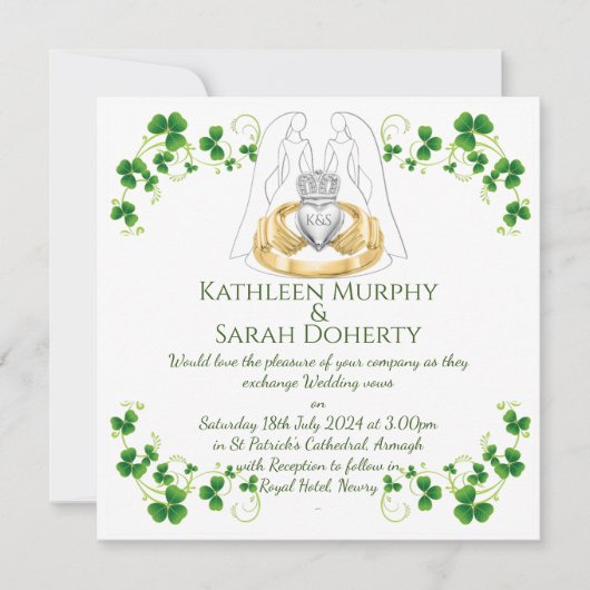 Vrouwelijke Claddagh Ring & Shamrocks Kaart (Voorkant)