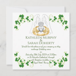 Vrouwelijke Claddagh Ring & Shamrocks Kaart