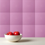 Vrouwelijke effen kleur effen roze Cyclamen Tegeltje<br><div class="desc">Vrouwelijke effen kleur effen roze Cyclamen ontwerp.</div>