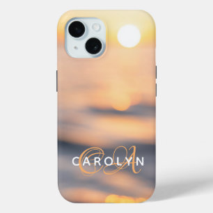 Vrouwelijke Golden Beach Sunset Naam Monogrammed iPhone 15 Case
