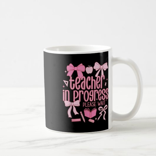 Vrouwelijke Leraar In Ontwikkeling Coquette Roze S Koffiemok (Rechts)