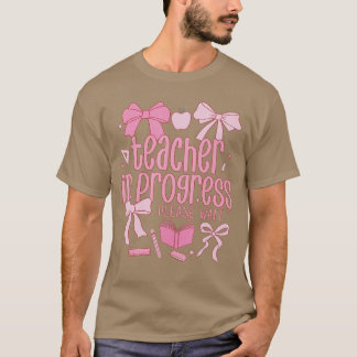Vrouwelijke Leraar in Uitvoering Coquette Roze Str T-shirt