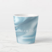  Vrouwelijke Lichtblauwe Faux Satin Latte Mok (Voorkant)