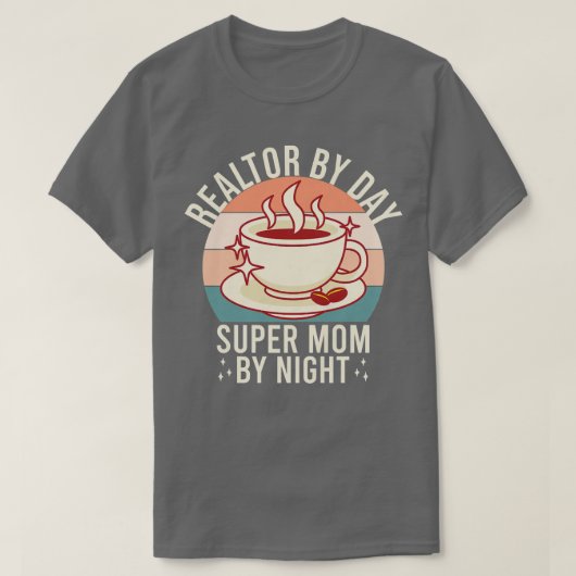 Vrouwelijke man tegen dag supermoeder tegen nacht t-shirt (Design voorkant)
