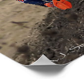 Vrouwelijke MX-coureur in de modder Poster (Hoek)