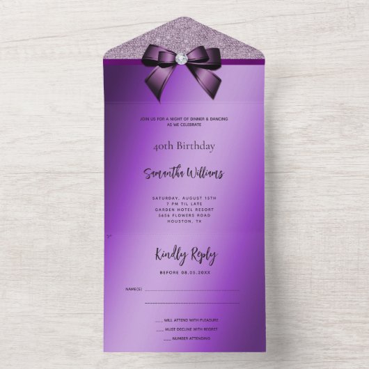 Vrouwelijke Paarse Gem Bow & Glitter Verjaardag All In One Uitnodiging (Binnen)