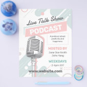 Vrouwelijke Podcast Talk Show Flyer (Enkel)