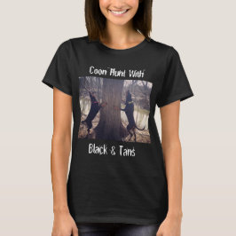 Vrouwelijke steenbok met zwart en tans t-shirt