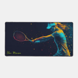 Vrouwelijke tennisser slaat bal bureaumat