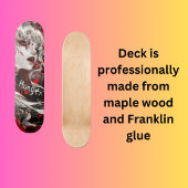 Vrouwelijke vampier persoonlijk skateboard