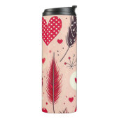Vrouwelijke veren en liefde ontwerp thermosbeker (Gedraaid links)