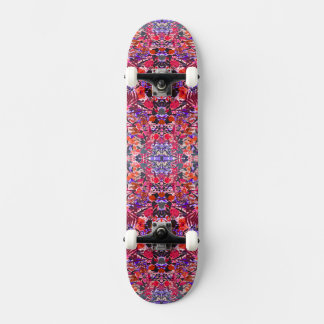 Vrouwelijke vintage bloemen persoonlijk skateboard