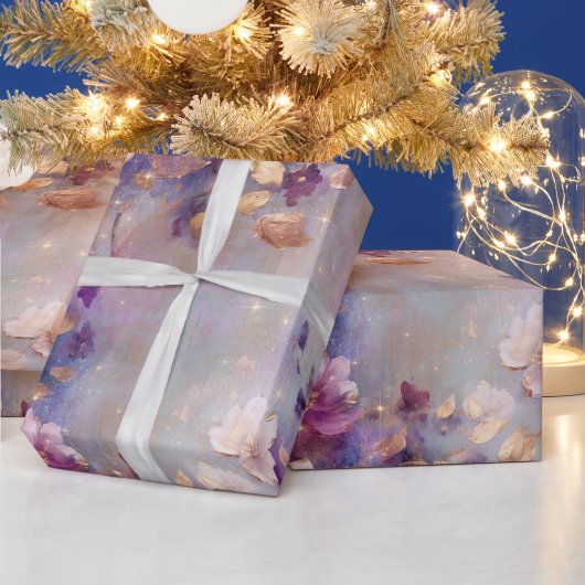 Vrouwelijke wit goud paarse bloemen cadeaupapier (Feestdagen)