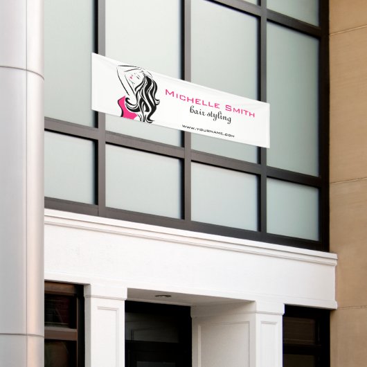 Vrouwelijke zwarte en roze mode meisje haarstyling spandoek (Buitenkant Gebouw)