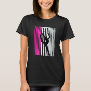 Vrouwen 33e Ritmische Gymnastiek Verjaardag Baton T-shirt