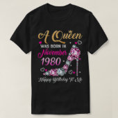 Vrouwen 40 Geboden koningin november 1980 Happy Bi T-shirt (Design voorkant)