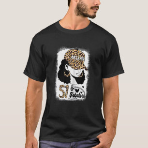 Vrouwen 51 jaar oud Fabulous Messy Bun Afro Leopar T-shirt