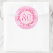 Vrouwen 80ste verjaardag Mooie Roze Swirly Ronde Sticker (Tas)