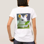 Vrouwen Basic T-shirt – Kleurrijk Digitaal Ontwerp (Achterkant)