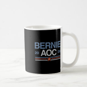 Vrouwen Bernie Sanders en AOC V-neck Koffiemok
