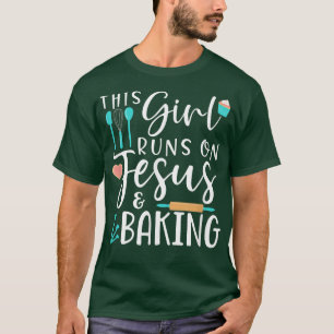 Vrouwen die dit meisje bakken lopen op Jezus en he T-shirt