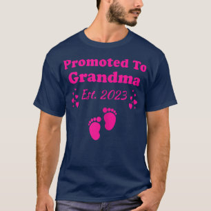 Vrouwen die naar oma 2023 worden bevorderd Zwanger T-shirt
