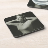 Vrouwen die zich verplaatsen drankjes onderzetter (Linkerzijde)