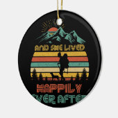 Vrouwen en zij leefden gelukkig, na te hebben geja keramisch ornament (Links)