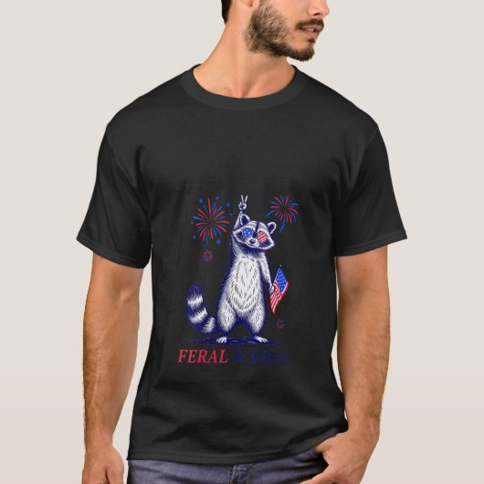 Vrouwen Feral Free Funny Patriotic Racoon en Feral T-shirt (Voorkant)