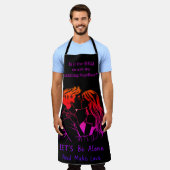 Vrouwen genieten van een BBQ dragen leuke schorten (Gedragen)