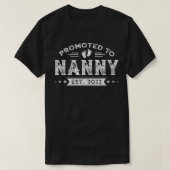 Vrouwen gepromoveerd naar jonge EST 2022 Funny New T-shirt (Design voorkant)