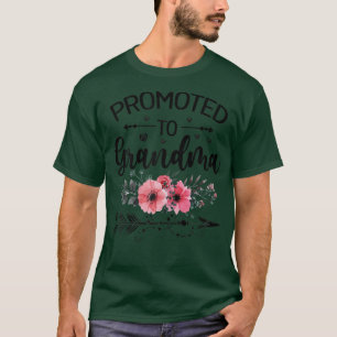 Vrouwen gepromoveerd naar oma 2022 Funny New Grand T-shirt